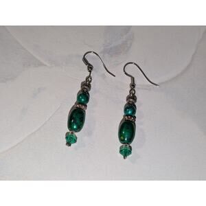 Cute Vintage 1980s Silver-Tone & Kelly Green Beaded Dangle Earrings w/ Ear Wires